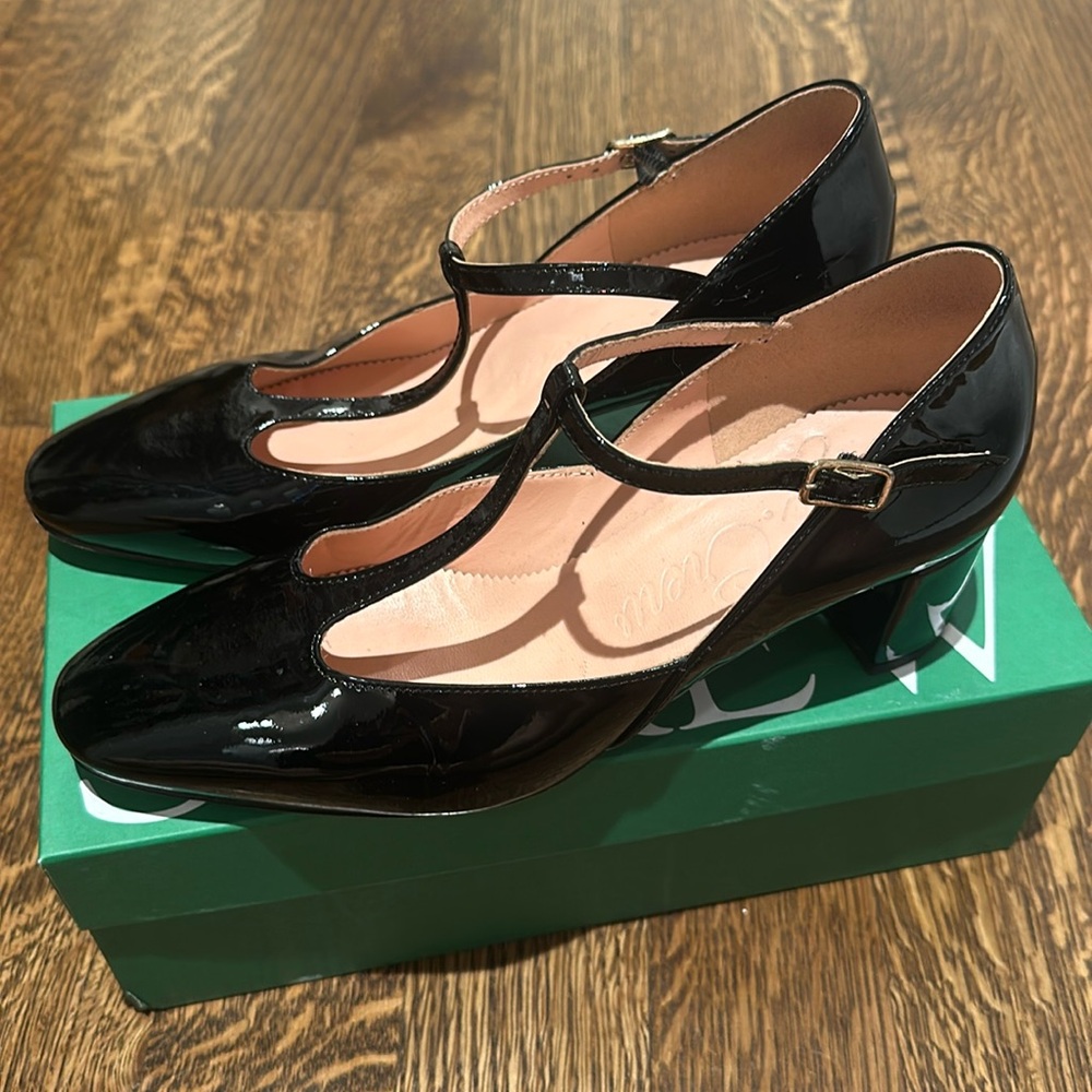 Jcrew Patent T-Strap Black Patent Millie Pump 7.5